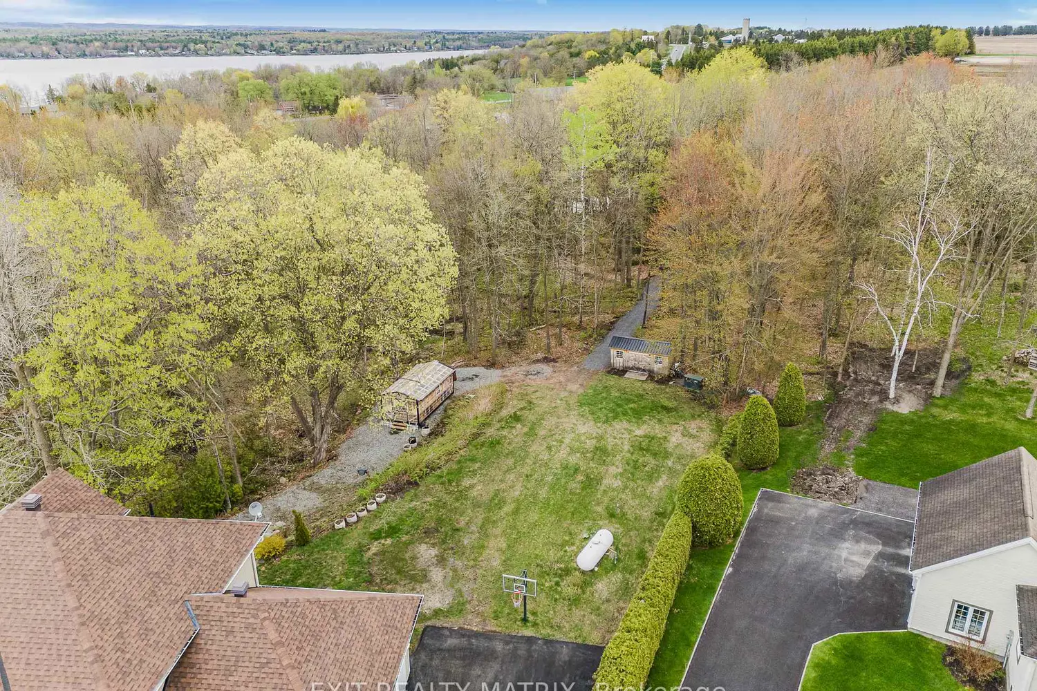 Additional image 20 of 64 Radstock Lane 5