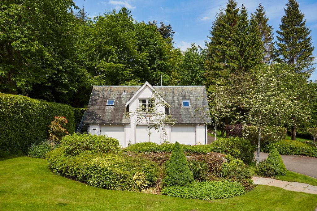 2 bed flat to rentOchtertyre, Crieff, Perthshire PH7
