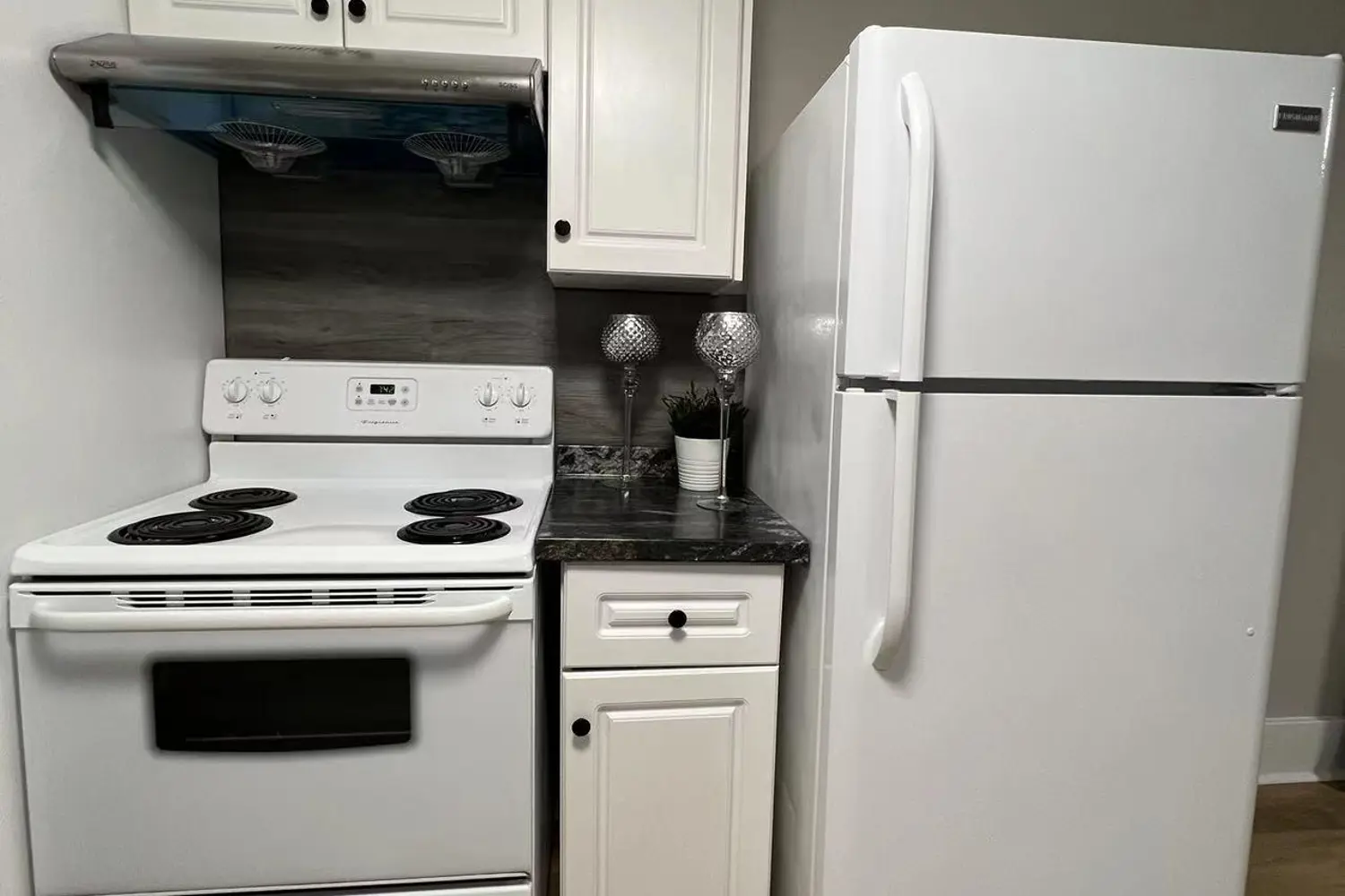 Additional image 14 of 4087 Portage Road