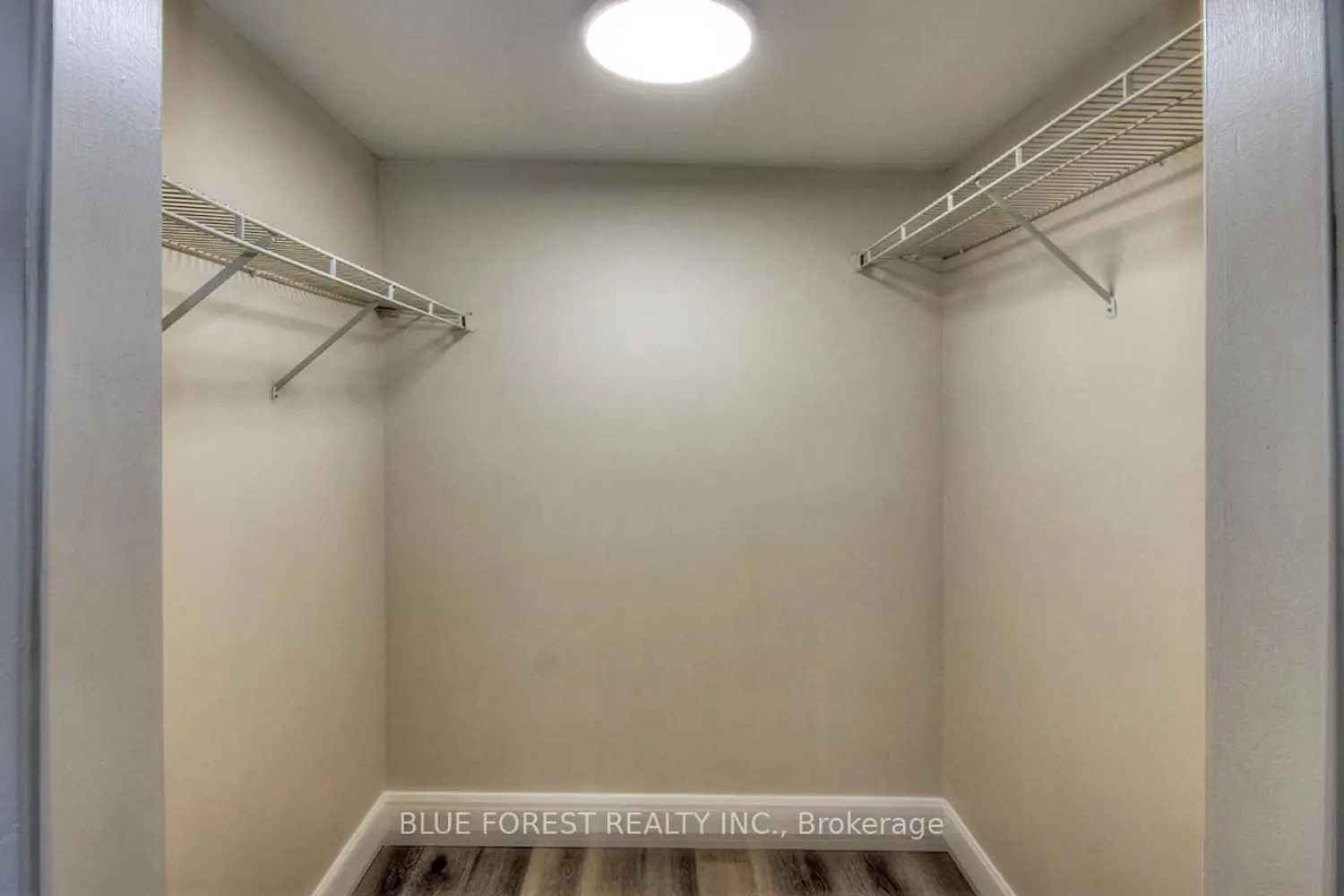 Additional image 12 of 690 Little Grey Street 100