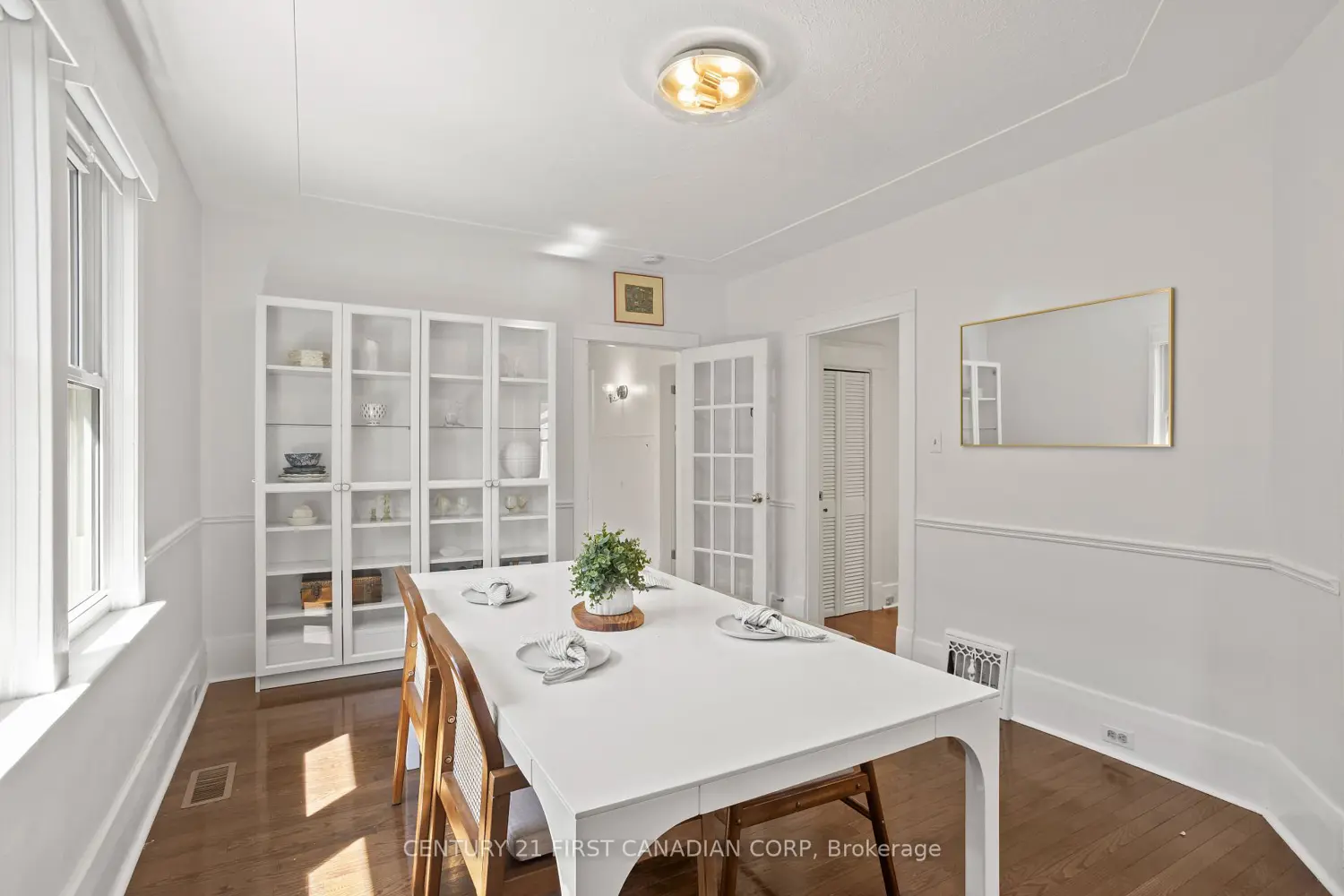 Additional image 3 of 872 Lovett Street