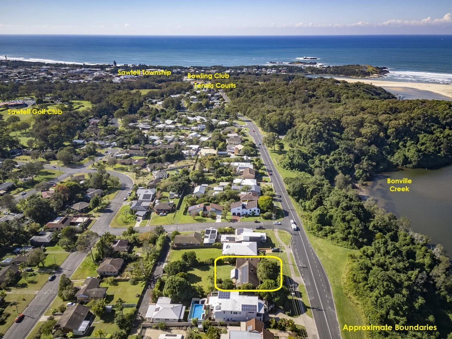 130 Lyons Rd, Sawtell NSW 2452