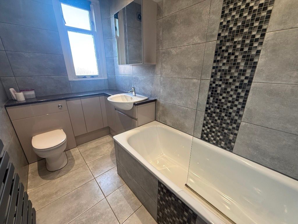 Additional image 9 of 3 bed flat to rentWhitecraig Road, Whitecraig, East Lothian EH21