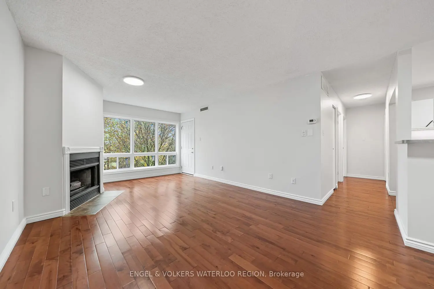 Additional image 8 of 15 Hofstetter Avenue 406