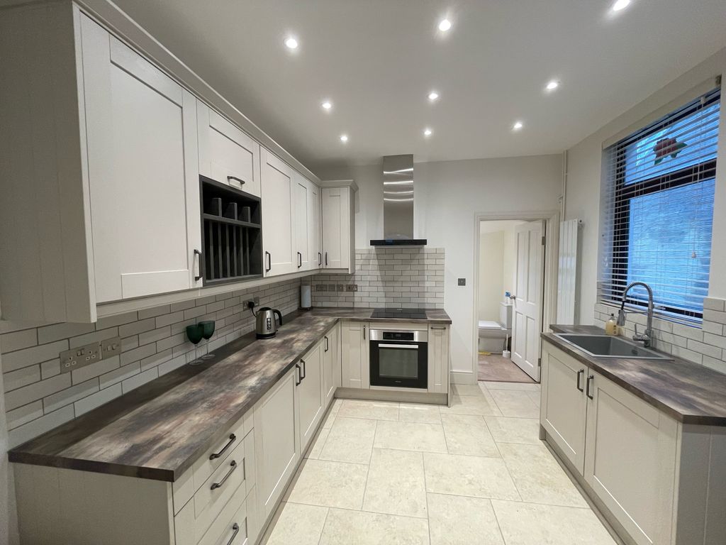 Additional image 4 of 3 bed terraced house to rentSchool Road, Port Talbot SA13