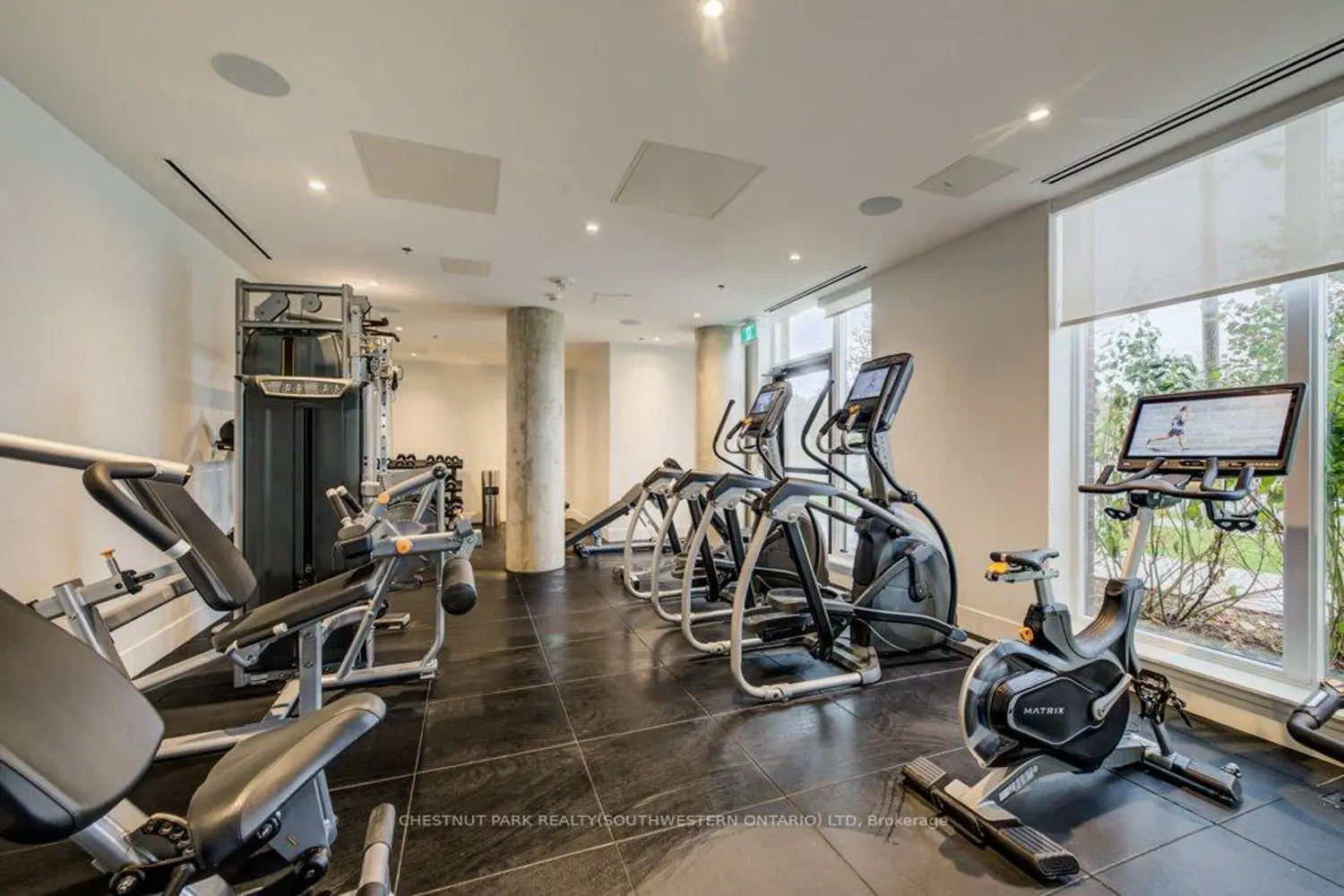 Additional image 12 of 3100 Keele Street 612