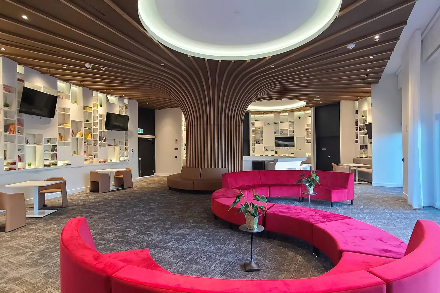 Additional image 6 of 2033 Kennedy Road 3806