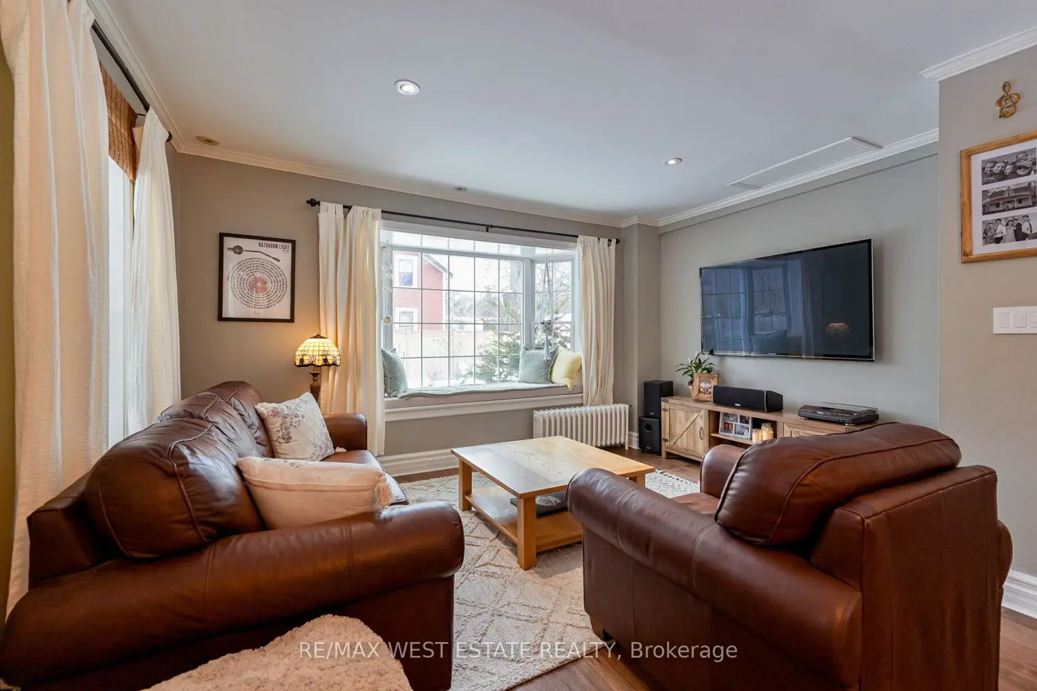 Additional image 2 of 122 King Street