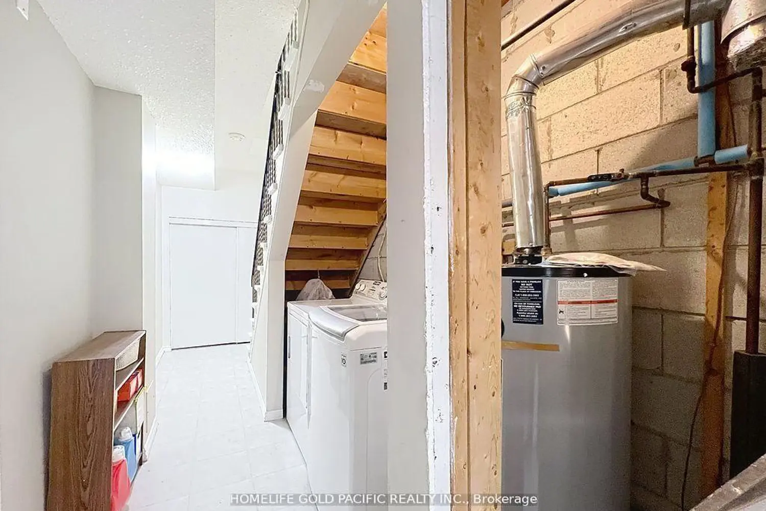 Additional image 9 of 42 Stonehill Court 11