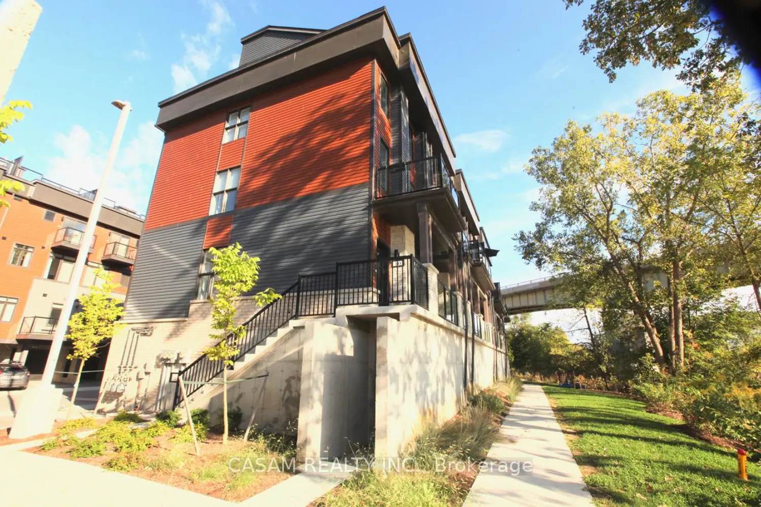 Additional image 4 of 2 Willow Street 10