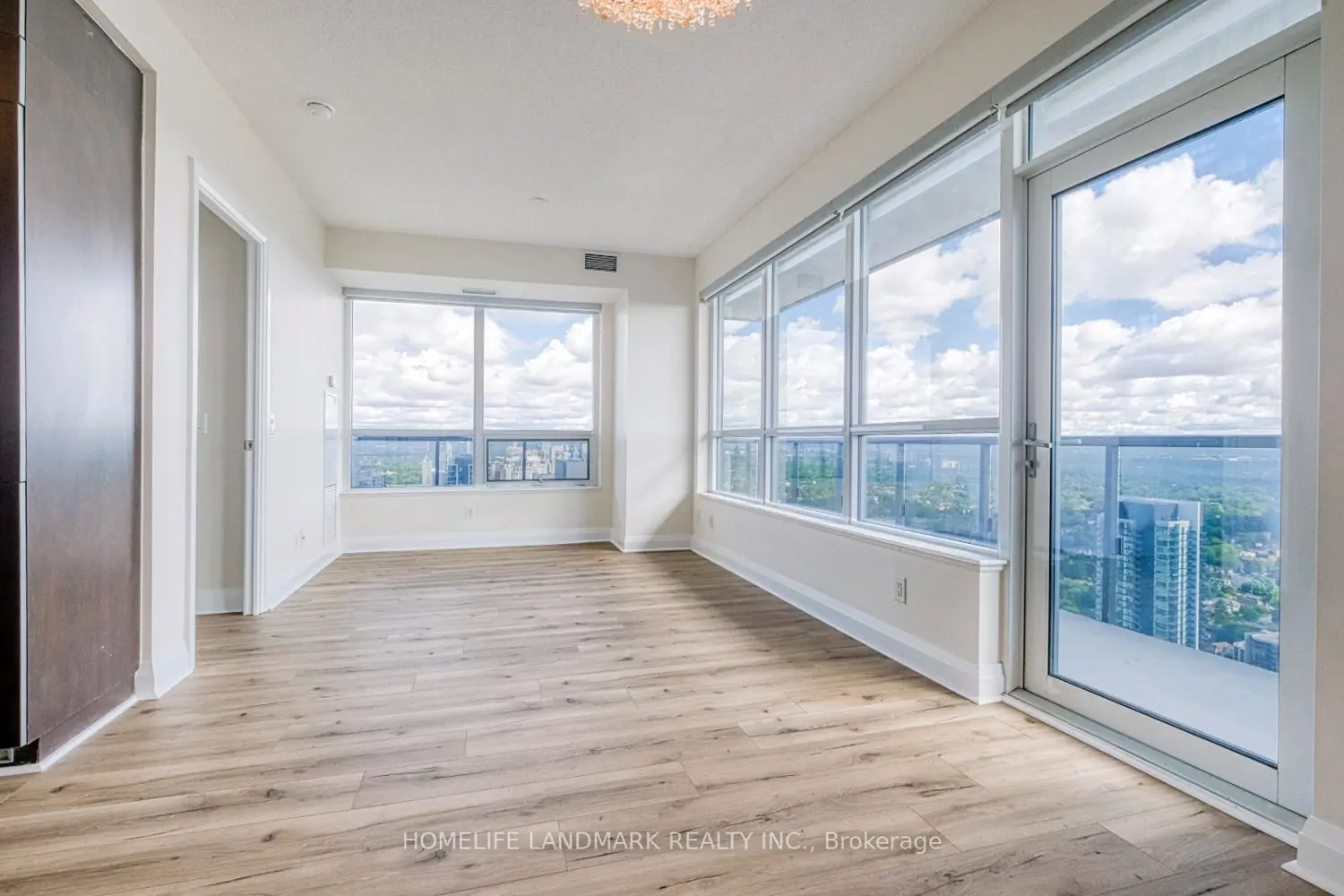 Additional image 10 of 5 Sheppard Avenue 4123