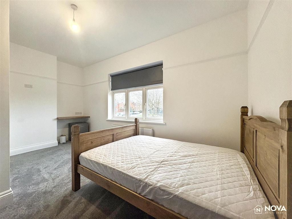 Additional image 10 of 6 bed shared accommodation to rentKingsthorpe Grove, Northampton NN2
