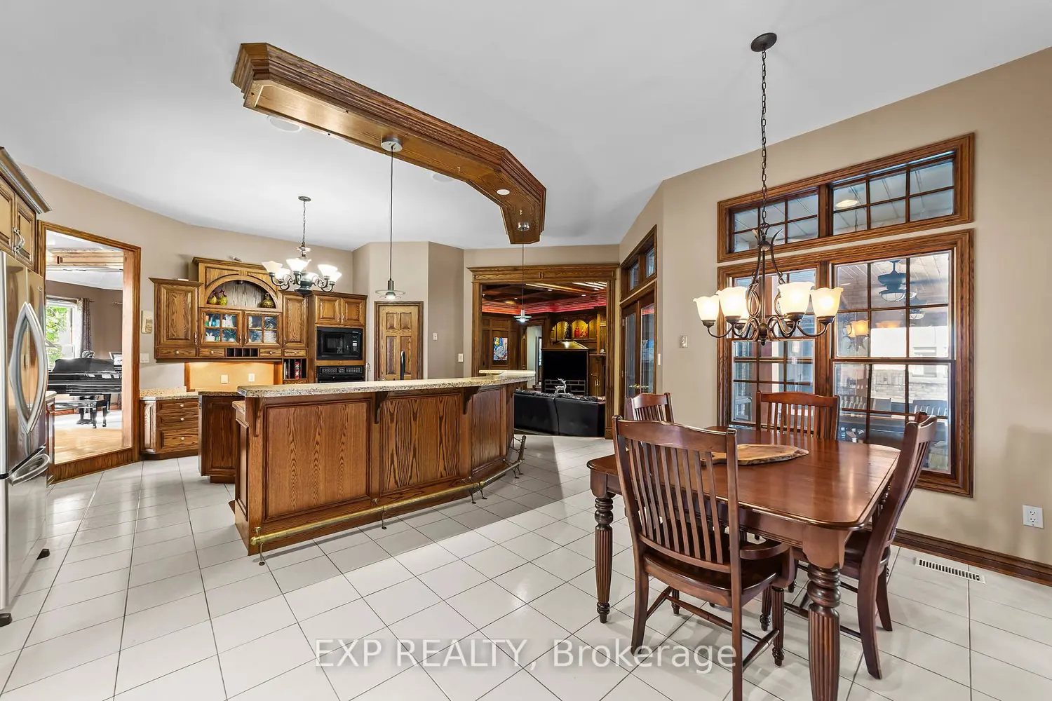 Additional image 5 of 569 Franklinway Gate