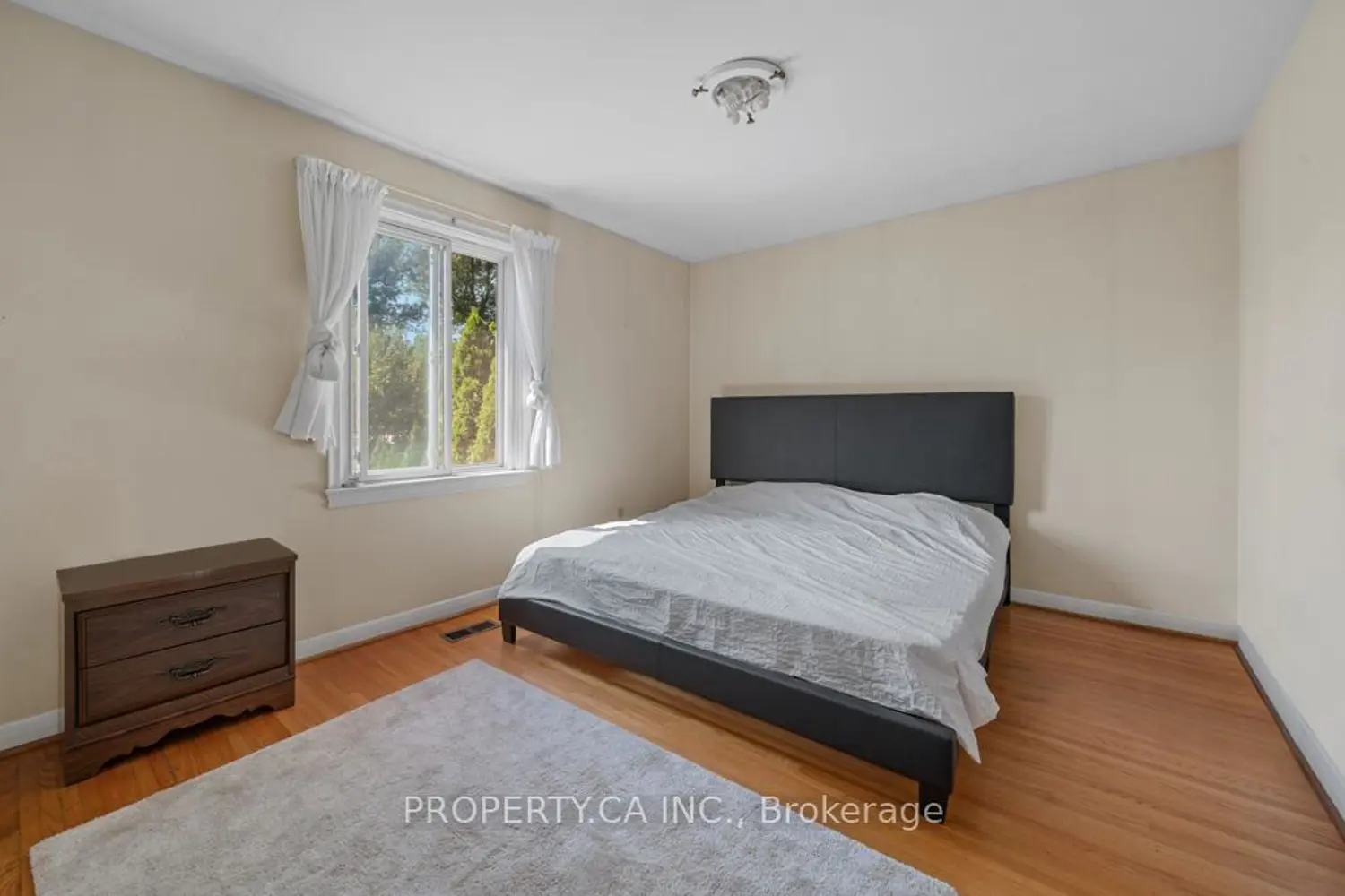 Additional image 7 of 35 Farrell Avenue