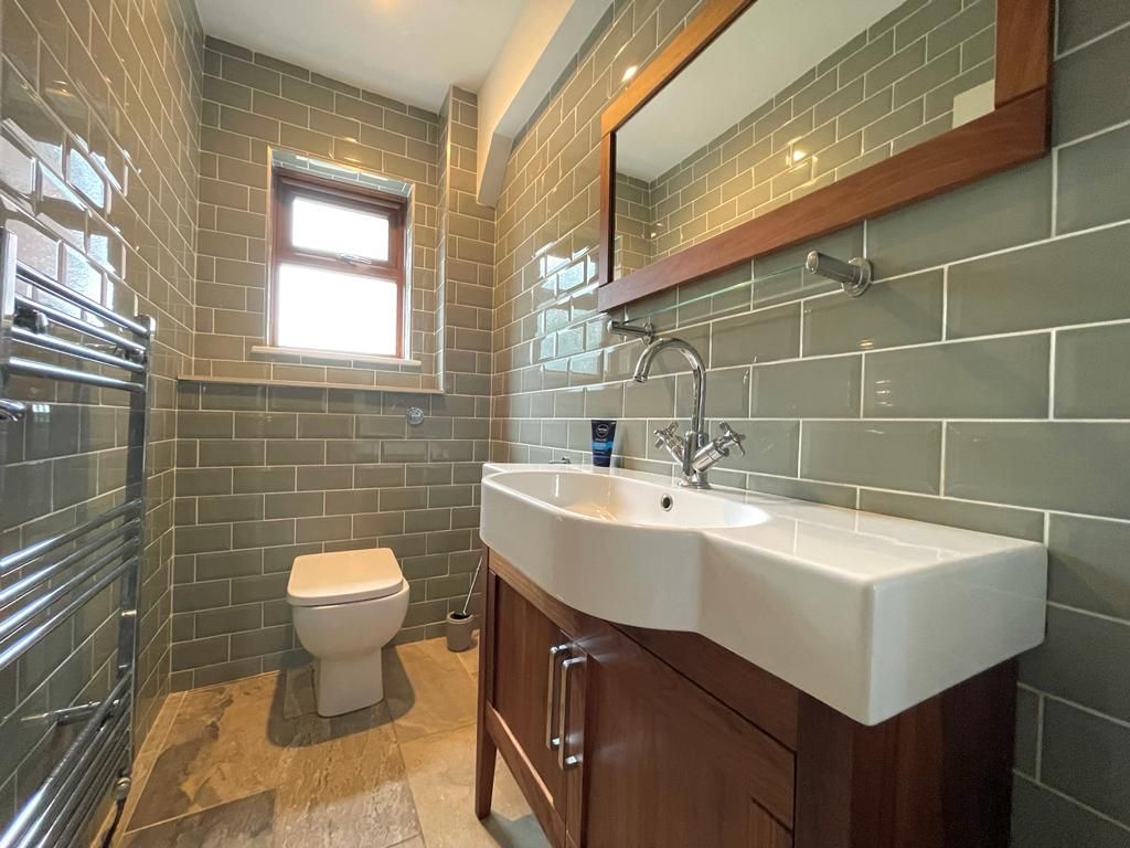 Additional image 9 of 5 bed detached house to rentSt. Kenelms Road, Halesowen B62