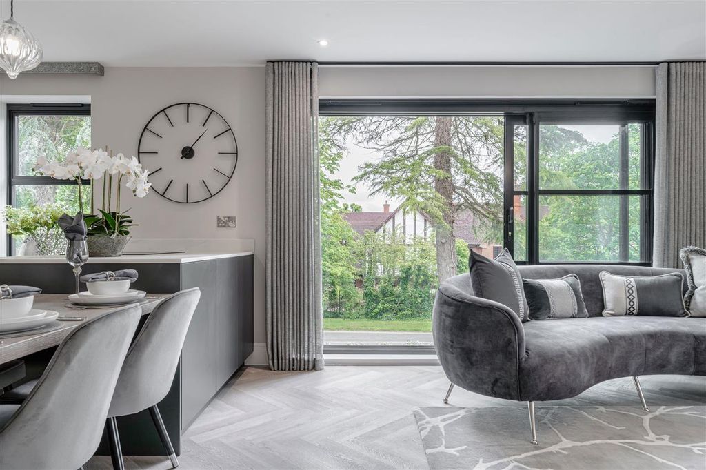 Additional image 10 of 2 bed flat to rentCarrera House, 5 Avenue Road, Solihull B93