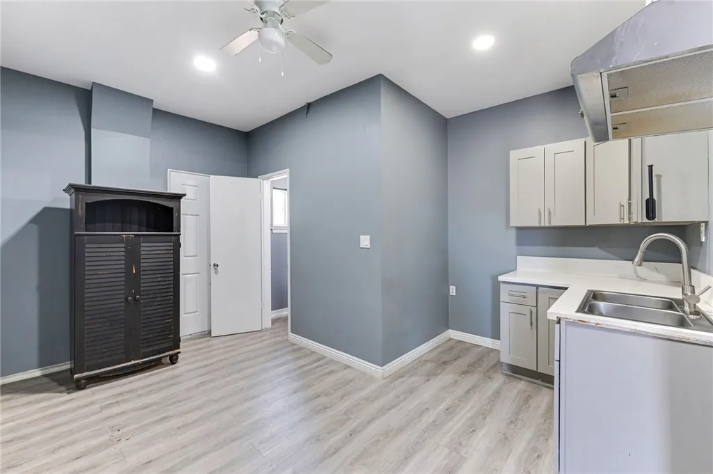 Additional image 44 of 184 Palmyra Dr, San Bernardino, CA 92404