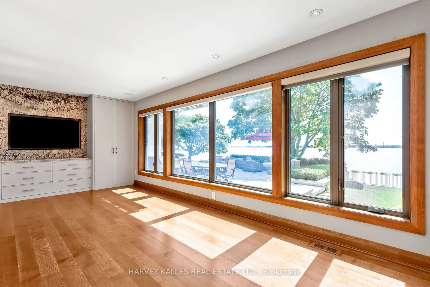 Additional image 7 of 90 Oaklands Park Court