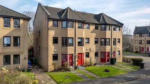 Bellshaugh Gardens, Kelvinside G12
