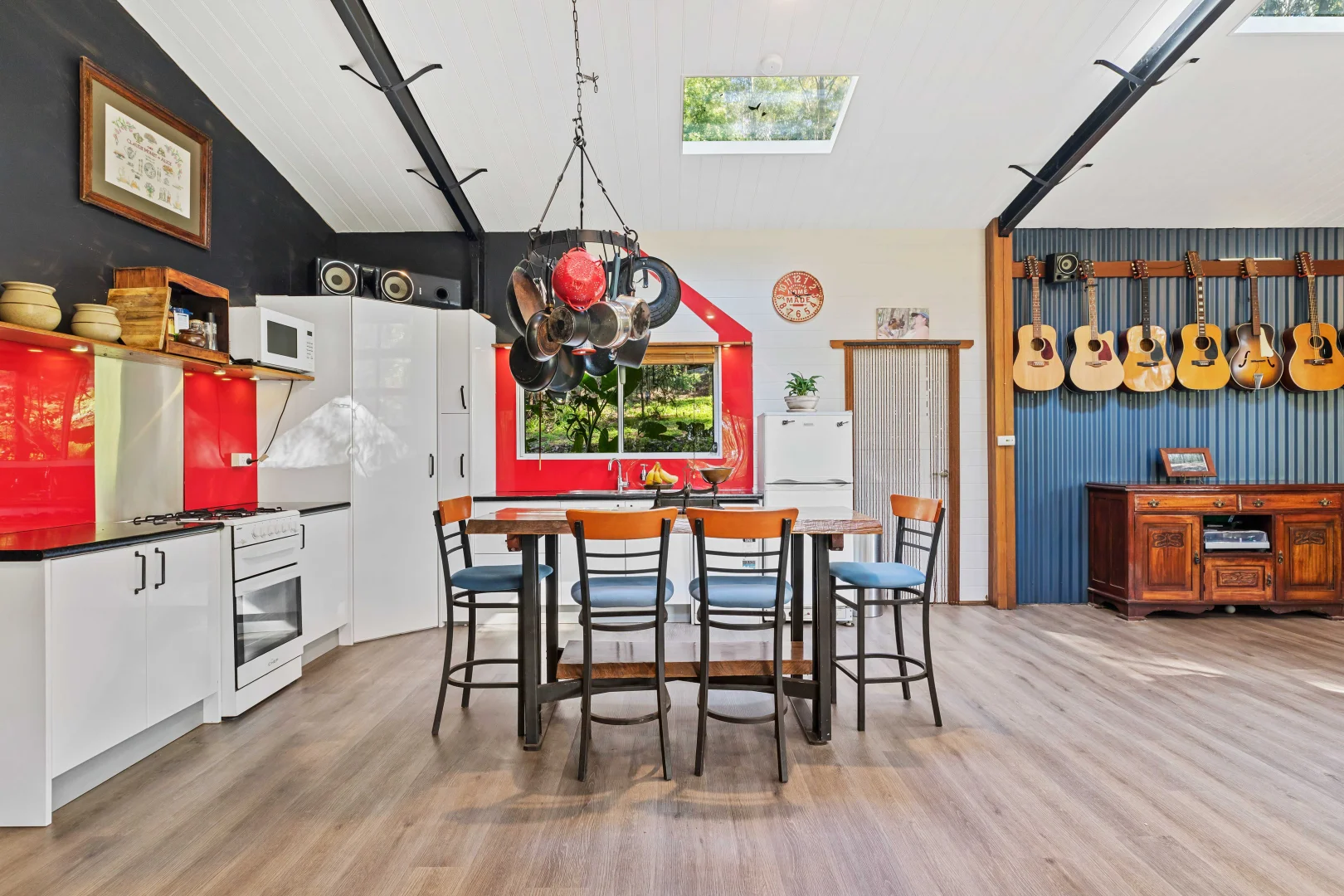 Additional image 6 of 576 Sandy Creek Road, Quorrobolong NSW 2325