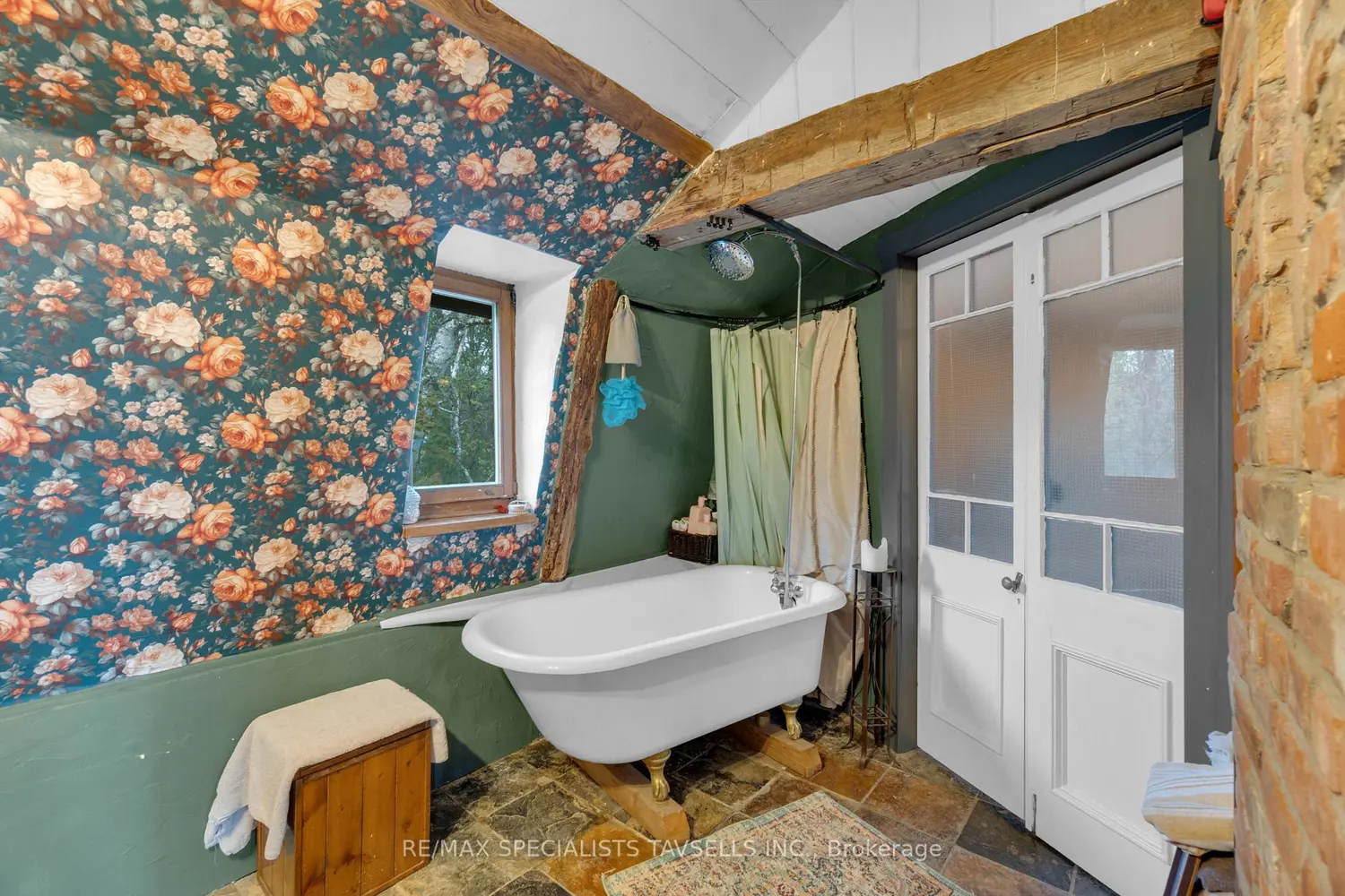 Additional image 8 of 15993 Kennedy Road