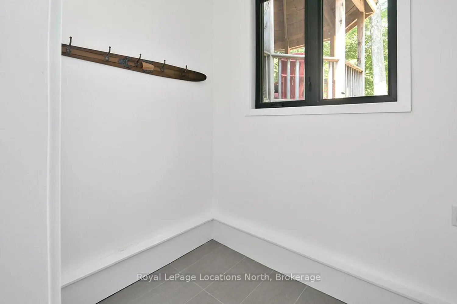 Additional image 15 of 245596 22 Side Road