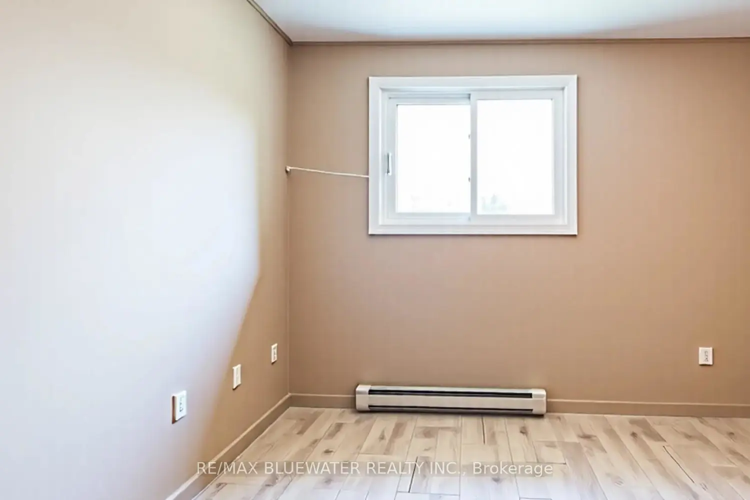 Additional image 6 of 40204 Huron Street