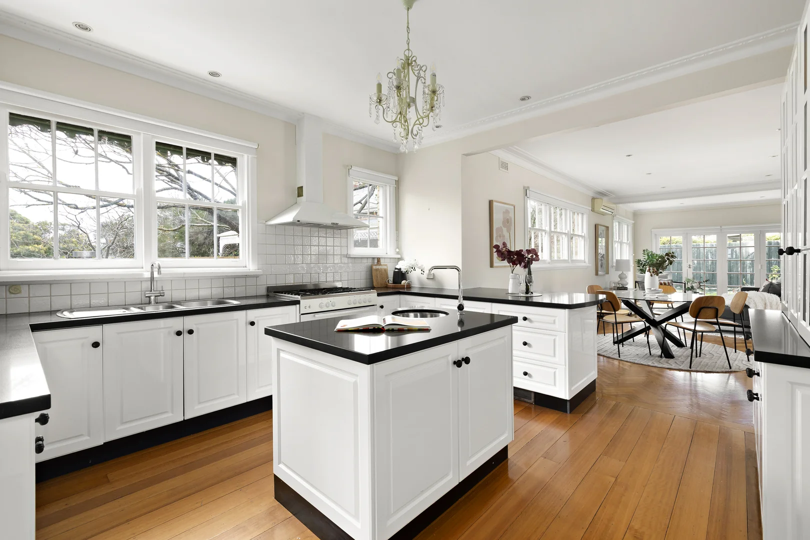 Additional image 3 of 98 Atkinson Street, Oakleigh VIC 3166