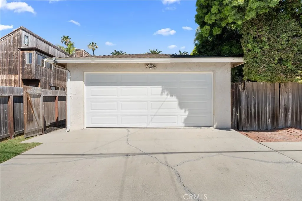 Additional image 86 of 586 36th St, Manhattan Beach, CA 90266