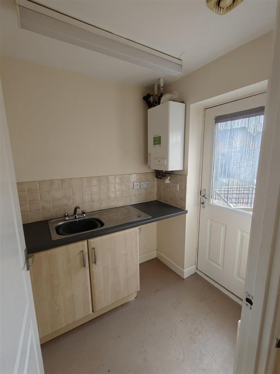 Additional image 14 of 5 bed property to rentHampton Vale, Peterborough PE7