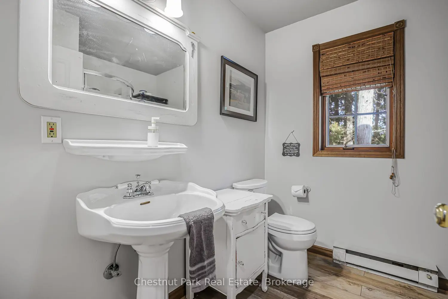 Additional image 15 of 137 Pine Tree Harbour Road