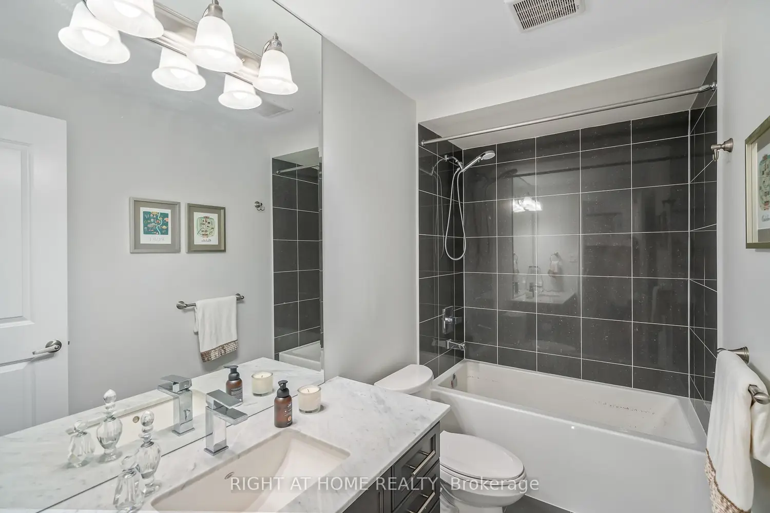 Additional image 8 of 7 Windsor Circle