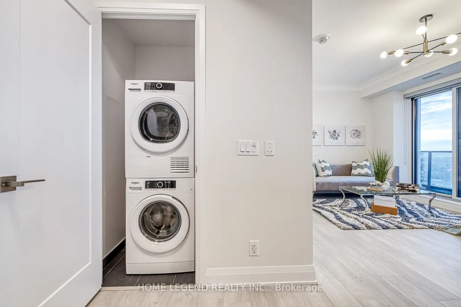 Additional image 9 of 18 Water Walk Drive 3108