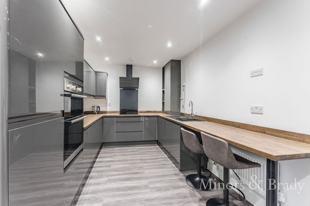 Additional image 2 of 5 bed shared accommodation to rentHarmer Road, Norwich NR3