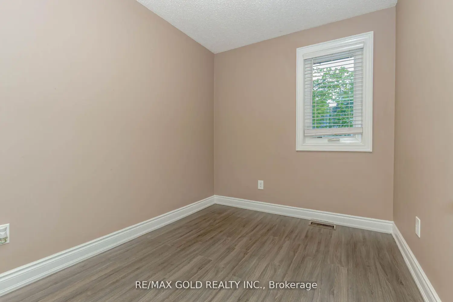 Additional image 15 of 24 Wallace Street