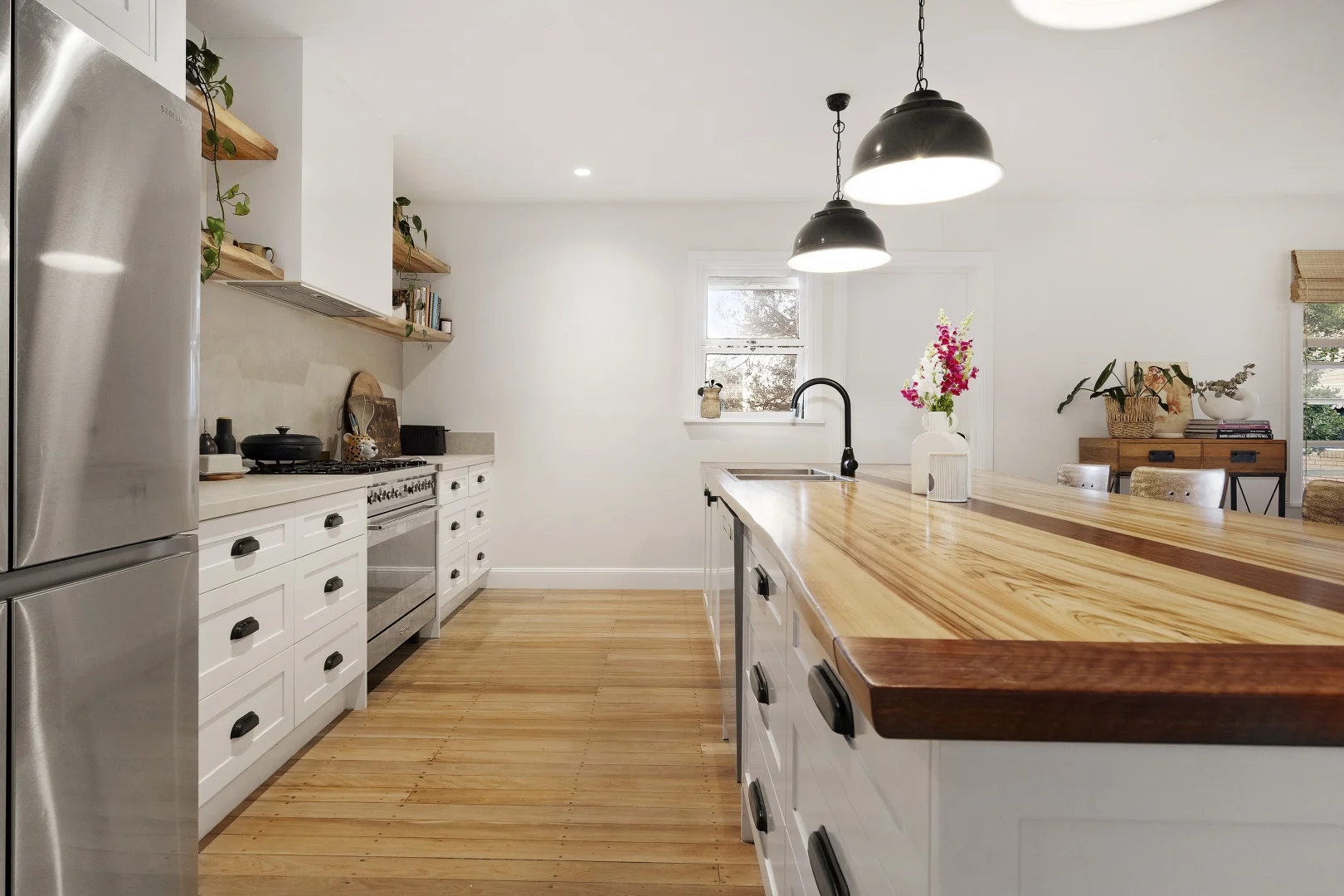 Additional image 3 of 49 Dixon Stret, Coolangatta QLD 4225