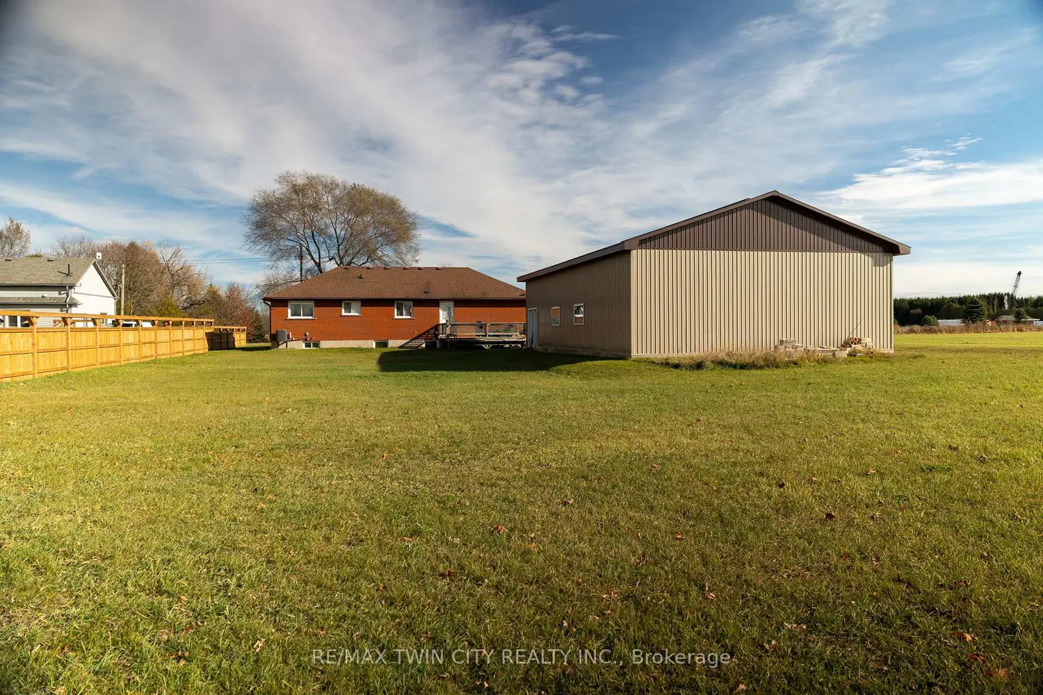 Additional image 6 of 4595 Kelvin Road