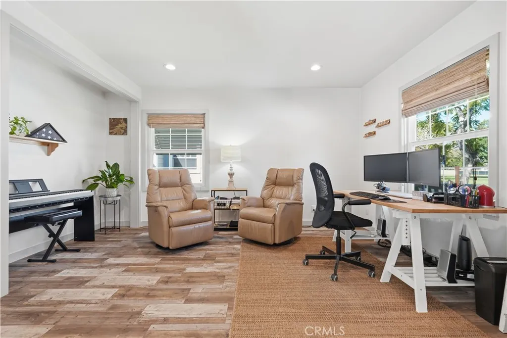 Additional image 21 of 5640 E Parkcrest St, Long Beach, CA 90808