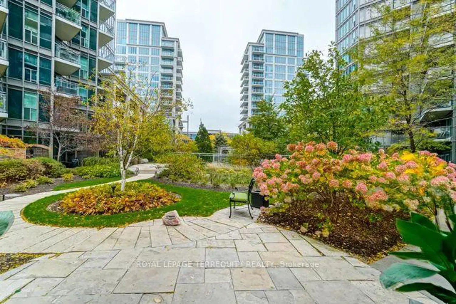Additional image 18 of 2121 Lake Shore Boulevard 710