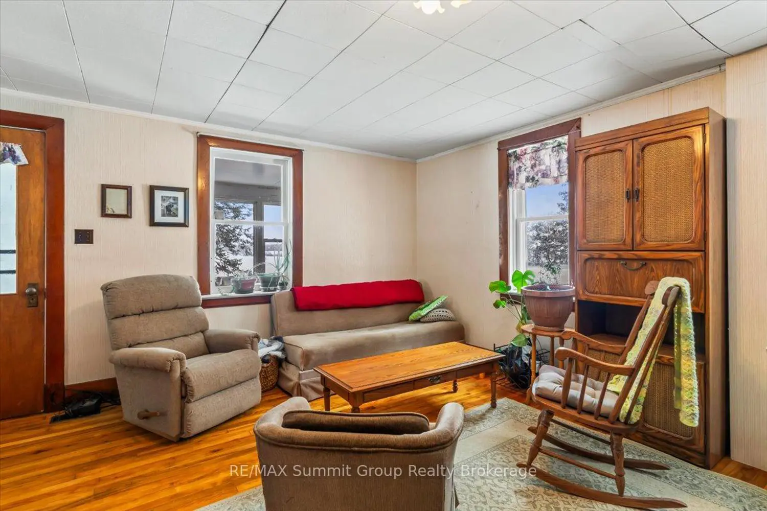 Additional image 8 of 595181 4Th Line