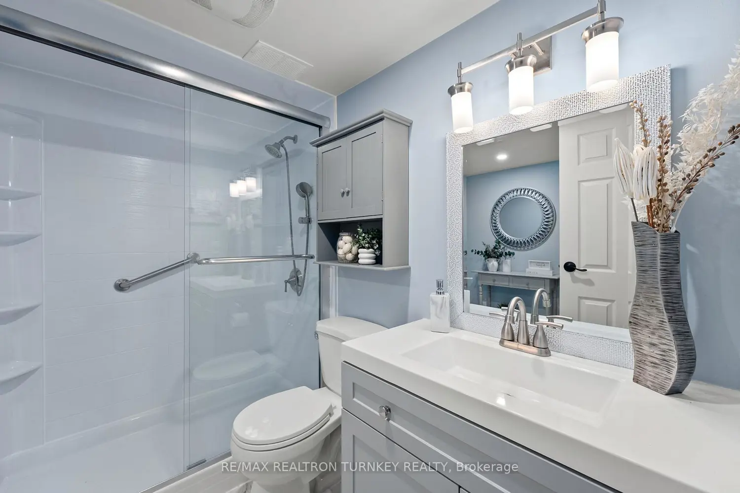 Additional image 16 of 74 The Queensway 102