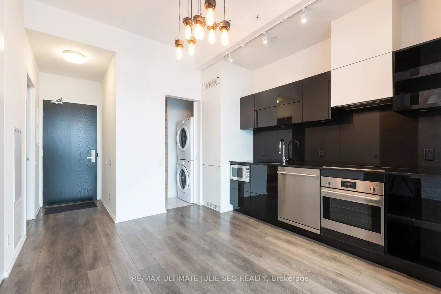 Additional image 4 of 125 Peter Street 3606