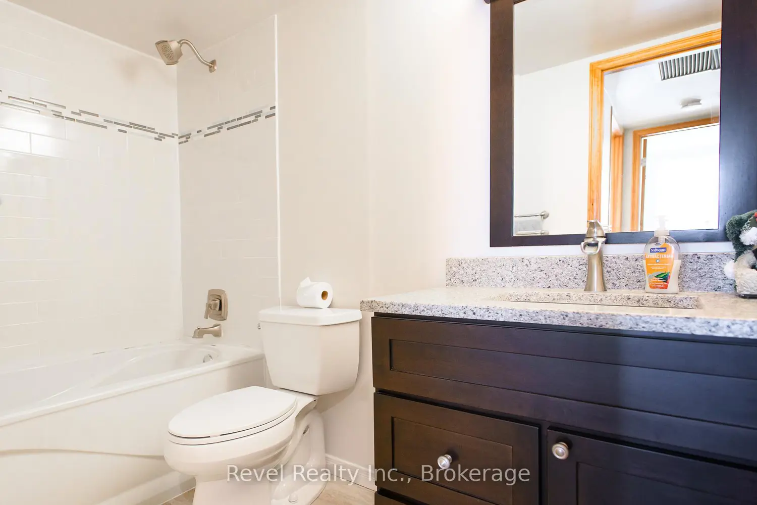 Additional image 9 of 24 Ramblings Way 305