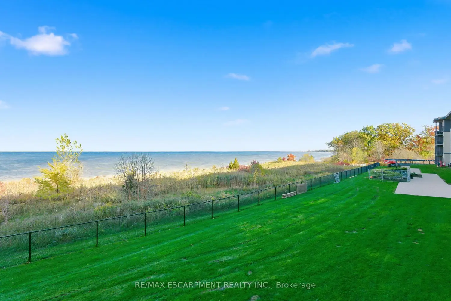 Additional image 16 of 35 Southshore Crescent 228