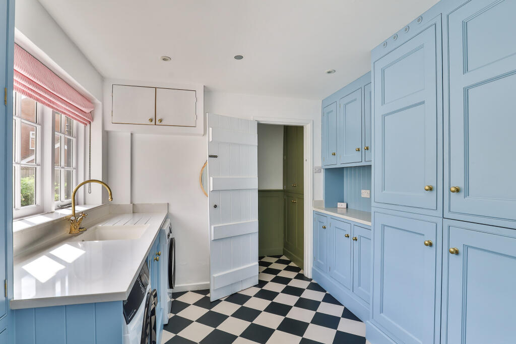 Additional image 13 of Bove Town, Glastonbury, Somerset