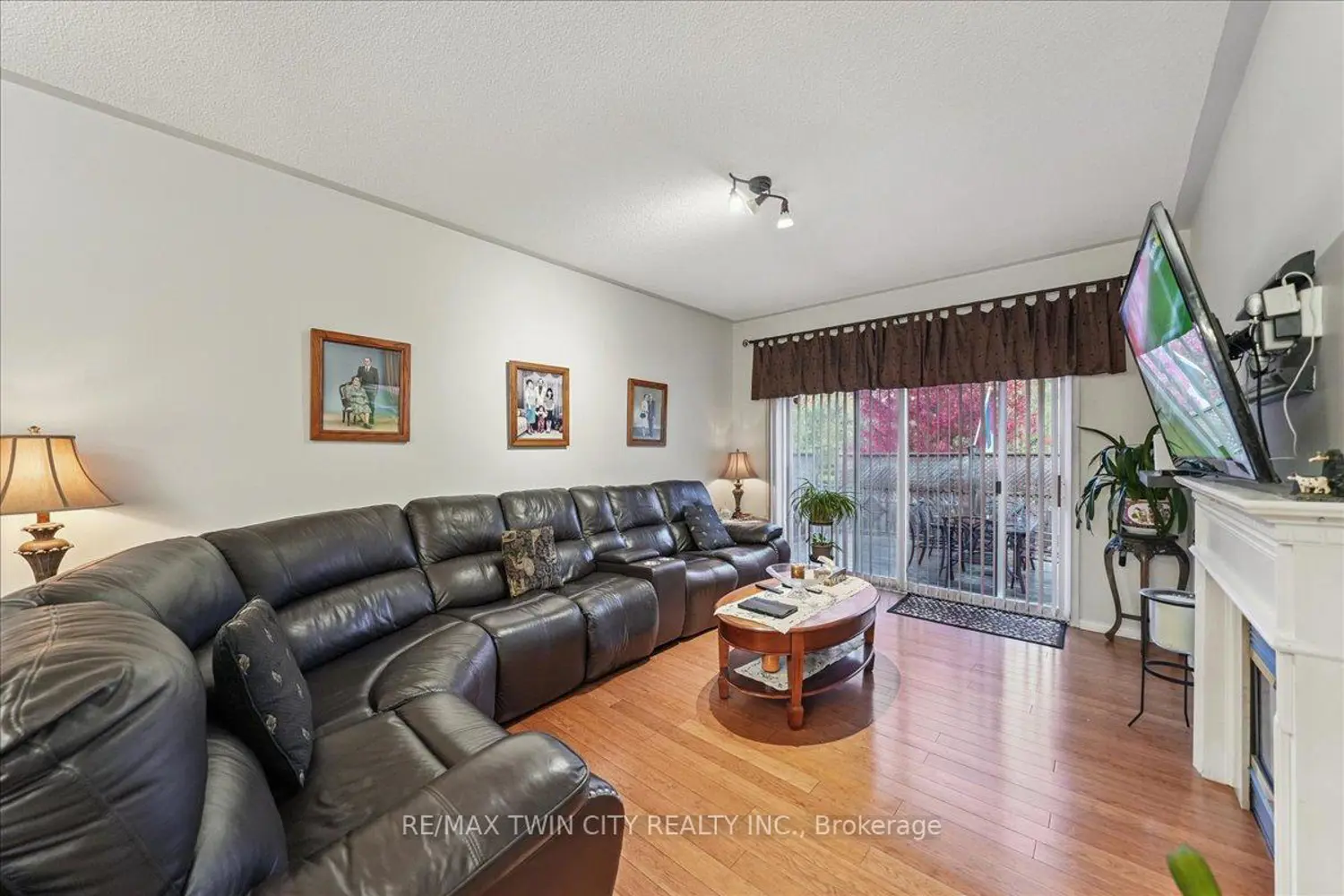 Additional image 3 of 52 Mistycreek Crescent