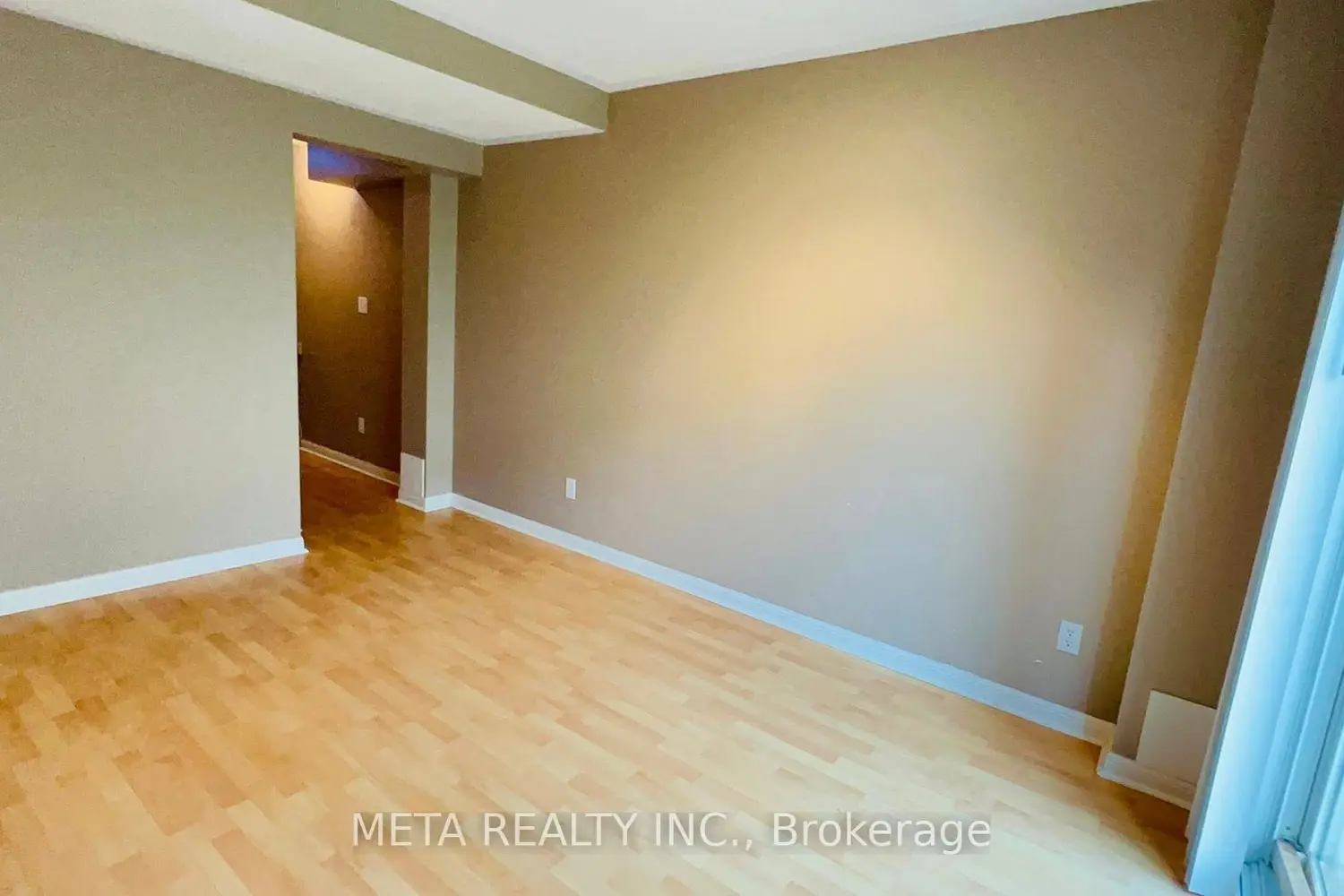 Additional image 9 of 5980 Whitehorn Avenue 156