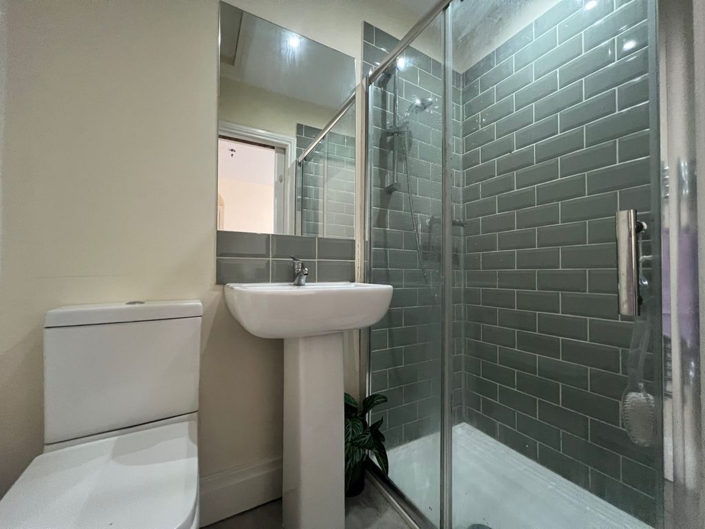 Additional image 8 of 2 bed flat to rentPollux Gate, Lytham St. Annes, Lancashire FY8