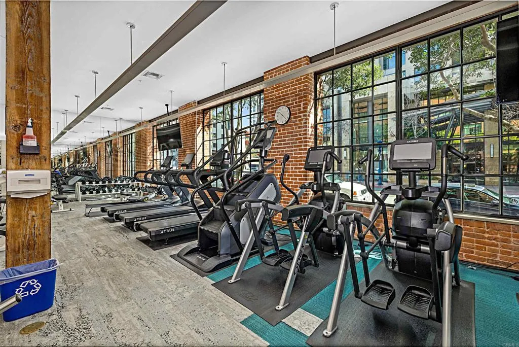 500 W Harbor Drive Unit 716, San Diego, CA 92101