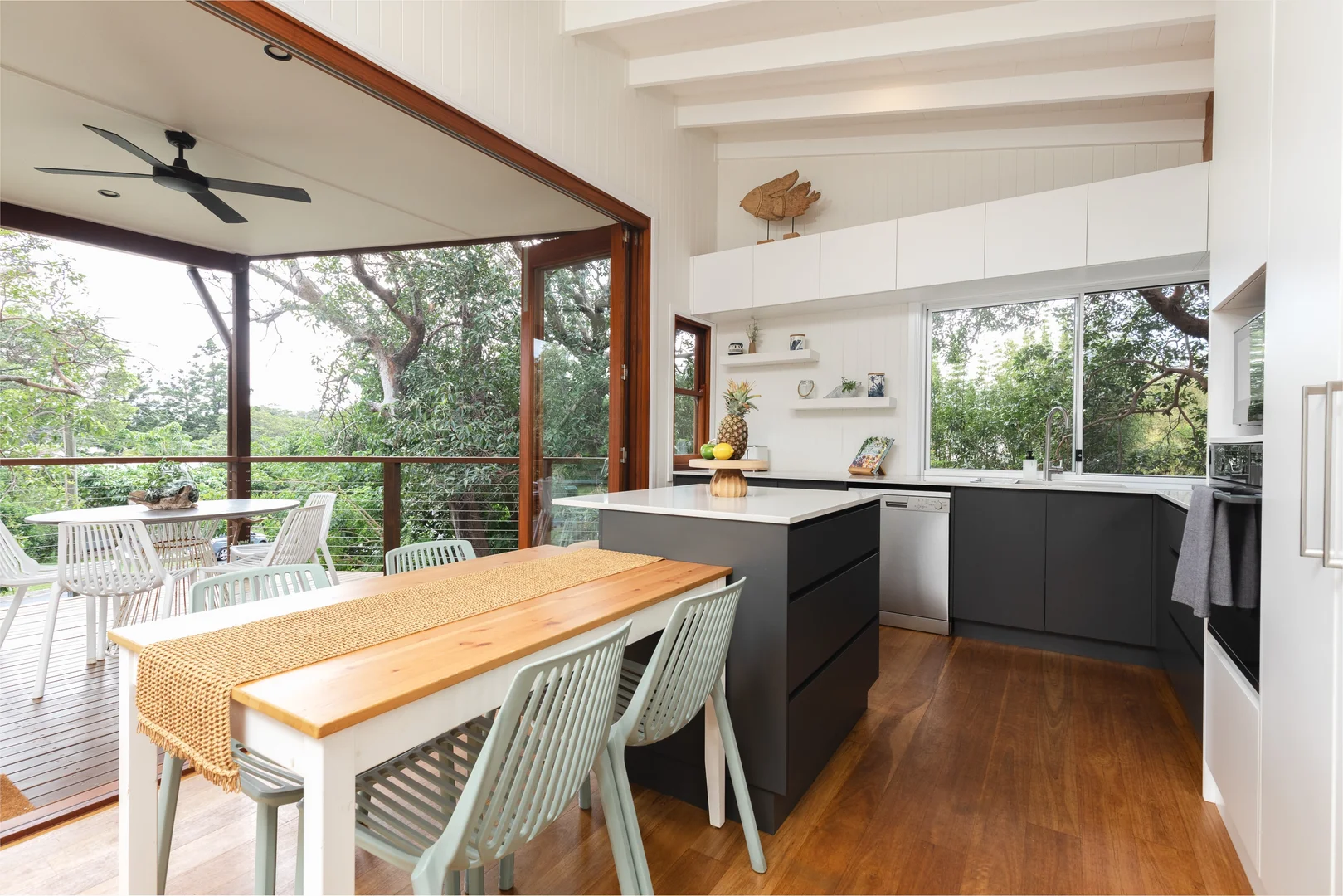 Additional image 11 of 44 Booran Street, Point Lookout QLD 4183